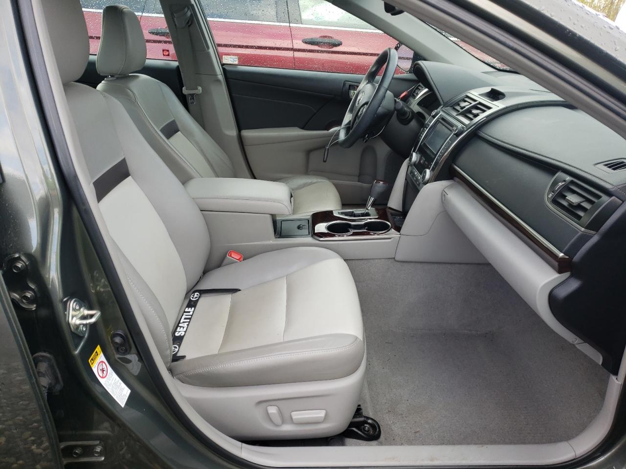 Photo 6 from auction – 2014 TOYOTA CAMRY L with VIN 4T4BF1FK6ER362549