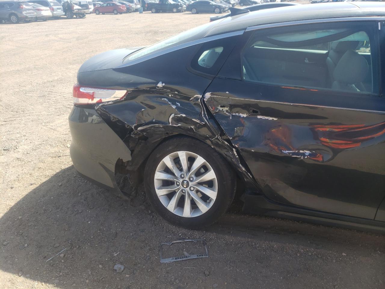 Photo 9 from auction – 2016 KIA OPTIMA EX with VIN 5XXGU4L35GG008118