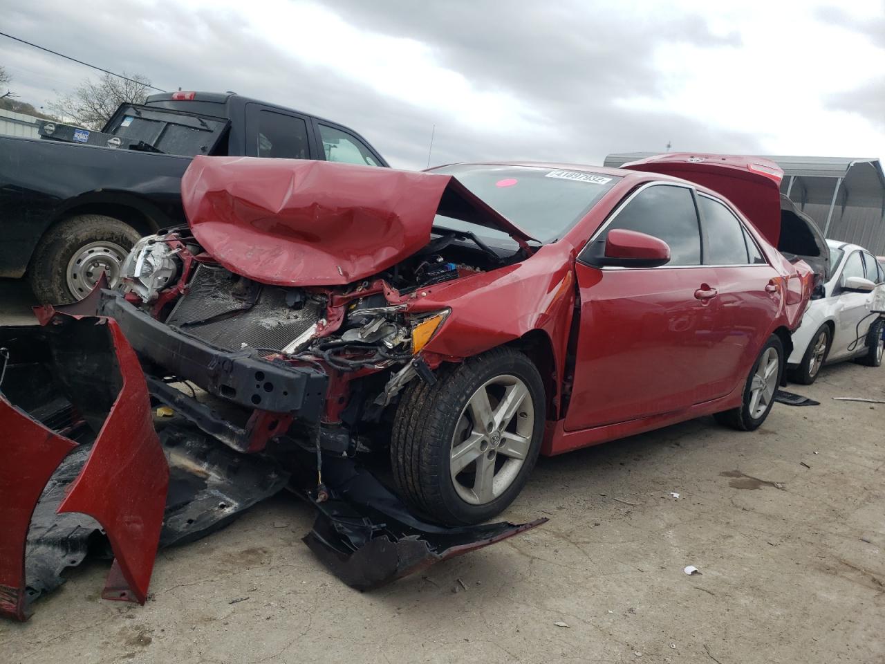 Photo 2 from auction – 2014 TOYOTA CAMRY L with VIN 4T1BF1FK8EU833658