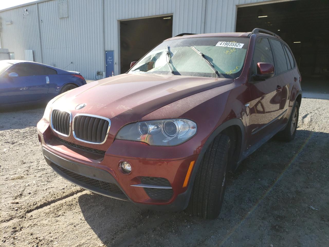 Photo 2 from auction – 2012 BMW X5 XDRIVE3 with VIN 5UXZV4C55CL987025