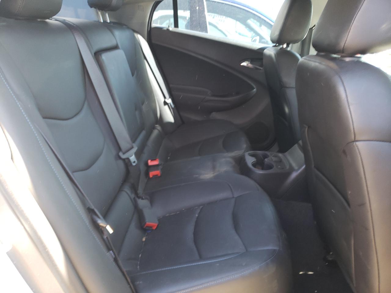 Photo 6 from auction – 2018 CHEVROLET VOLT PREMI with VIN 1G1RD6S5XJU115389
