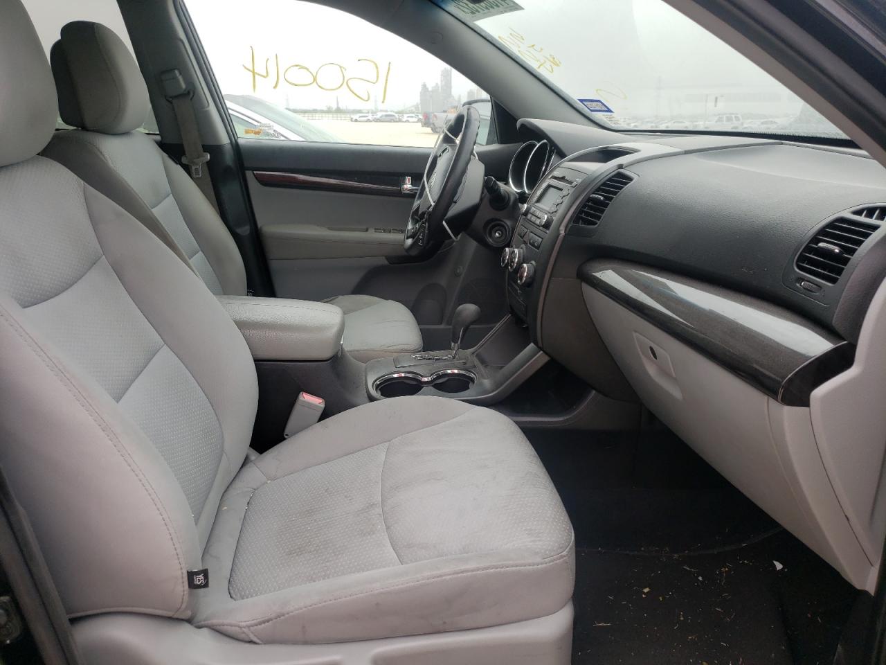 Photo 5 from auction – 2012 KIA SORENTO BA with VIN 5XYKT3A14CG245455