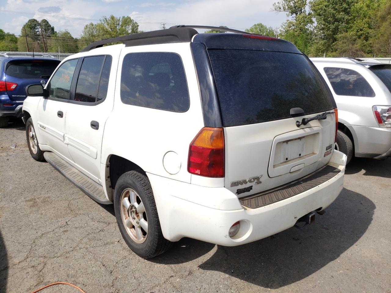 Photo 3 from auction – 2005 GMC ENVOY XL with VIN 1GKES16S656137483