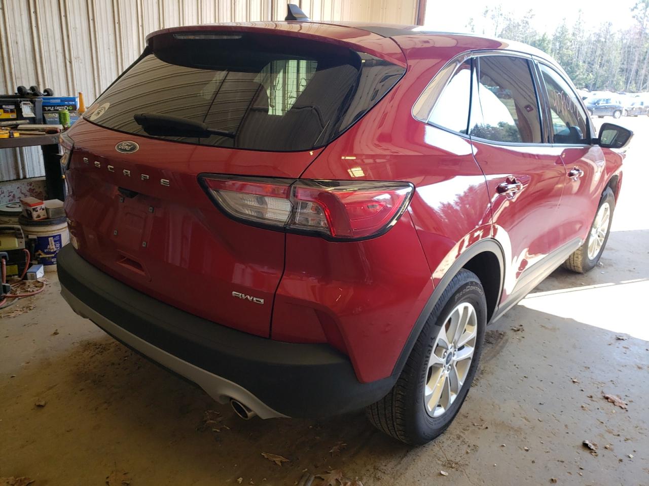Photo 4 from auction – 2020 FORD ESCAPE SE with VIN 1FMCU9G64LUC73208