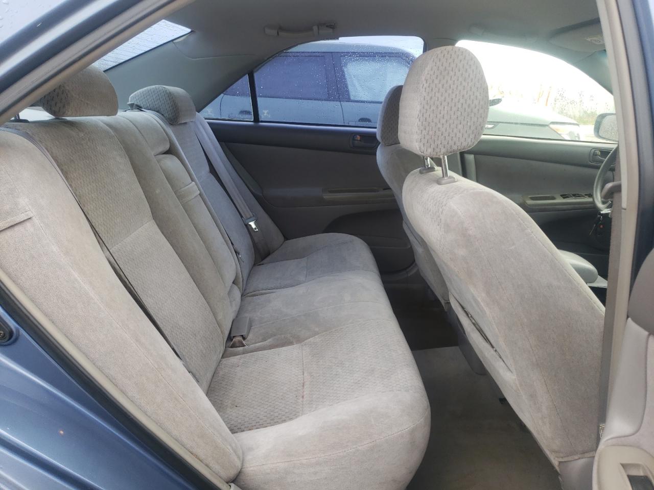 Photo 6 from auction – 2003 TOYOTA CAMRY LE with VIN 4T1BE32K23U702727