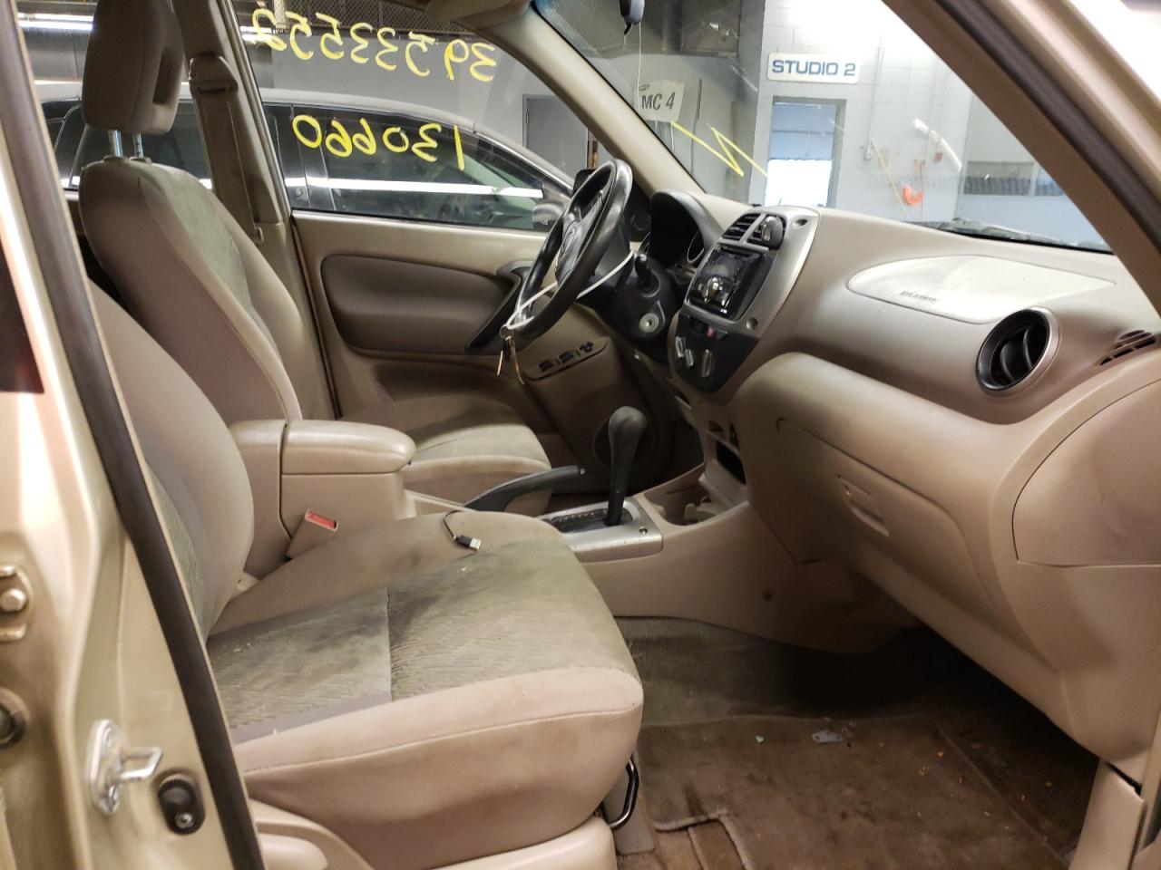 Photo 5 from auction – 2002 TOYOTA RAV4 with VIN JTEHH20V826026604