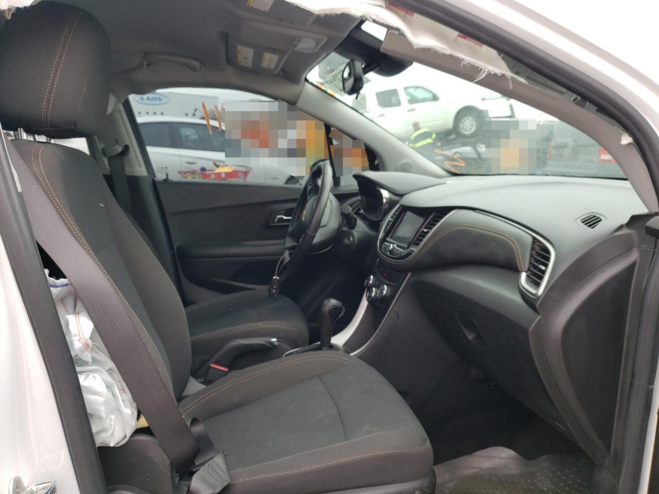 Photo 5 from auction – 2021 CHEVROLET TRAX LS with VIN KL7CJKSB0MB307132