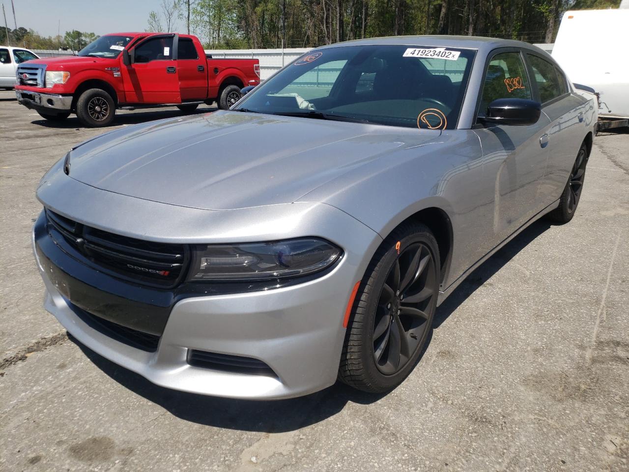 Photo 2 from auction – 2016 DODGE CHARGER SE with VIN 2C3CDXBG2GH359171