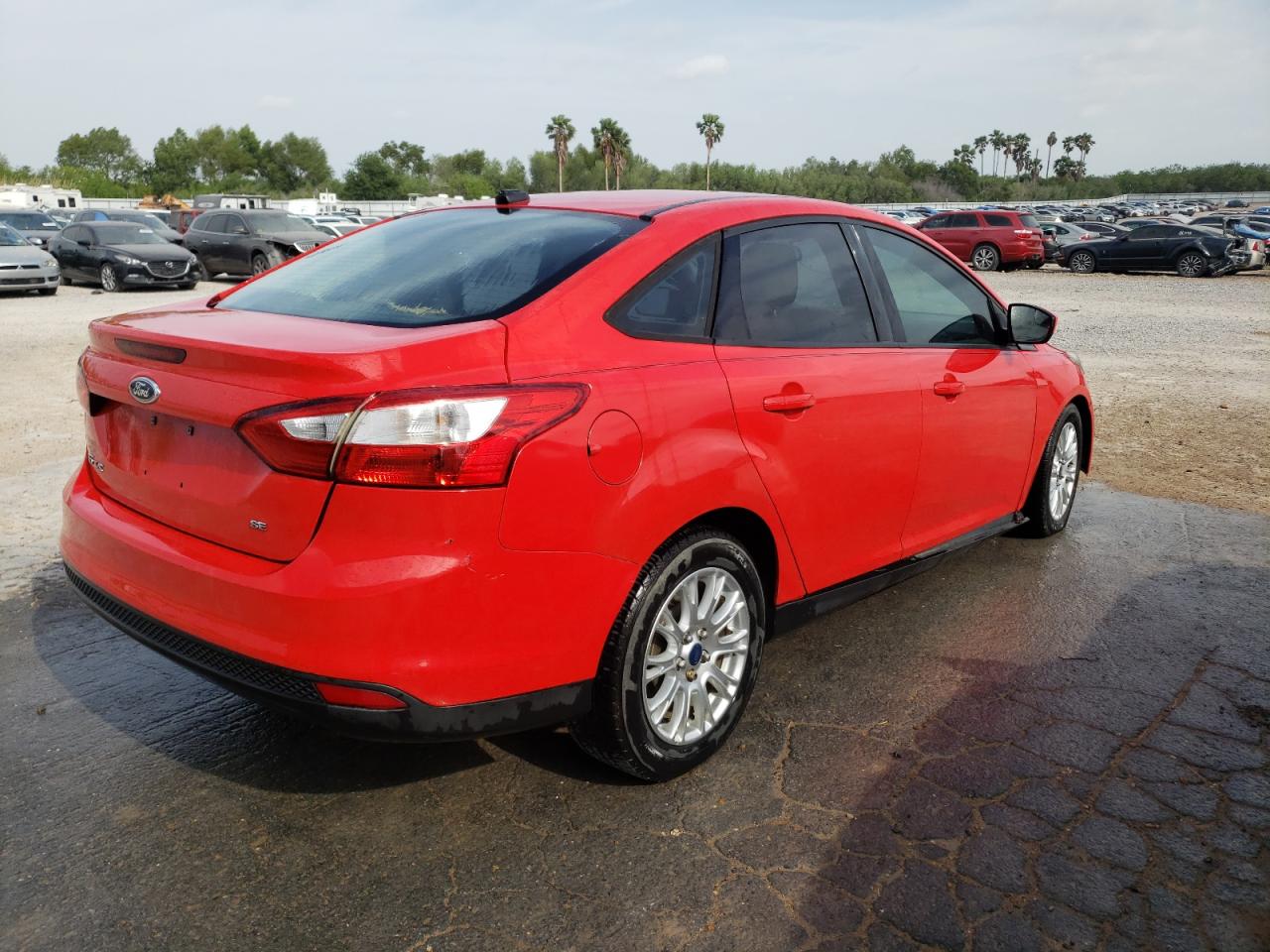 Photo 4 from auction – 2012 FORD FOCUS SE with VIN 1FAHP3F25CL333599