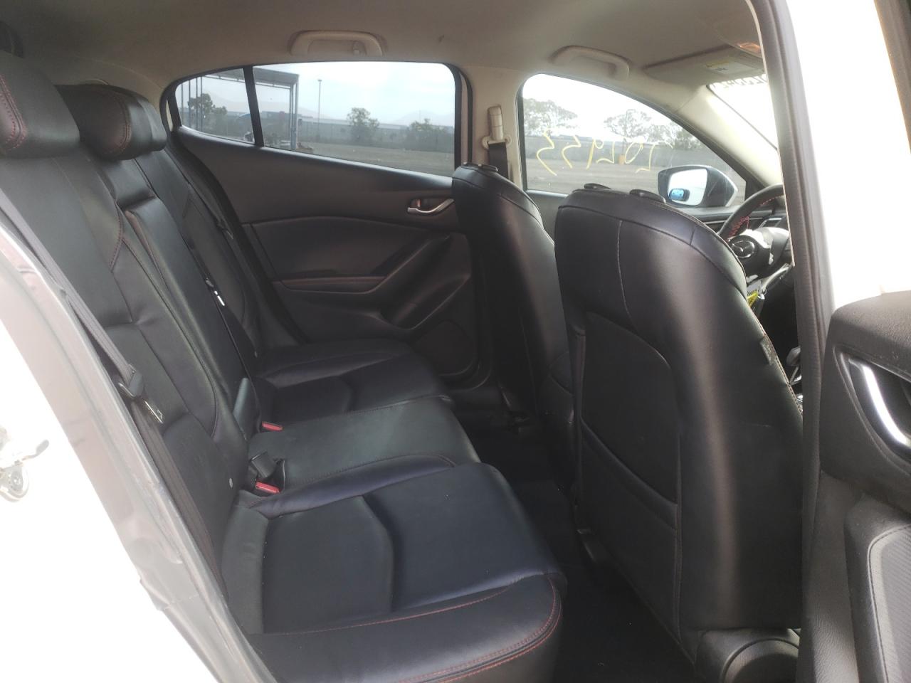 Photo 6 from auction – 2014 MAZDA 3 TOURING with VIN JM1BM1L35E1202701