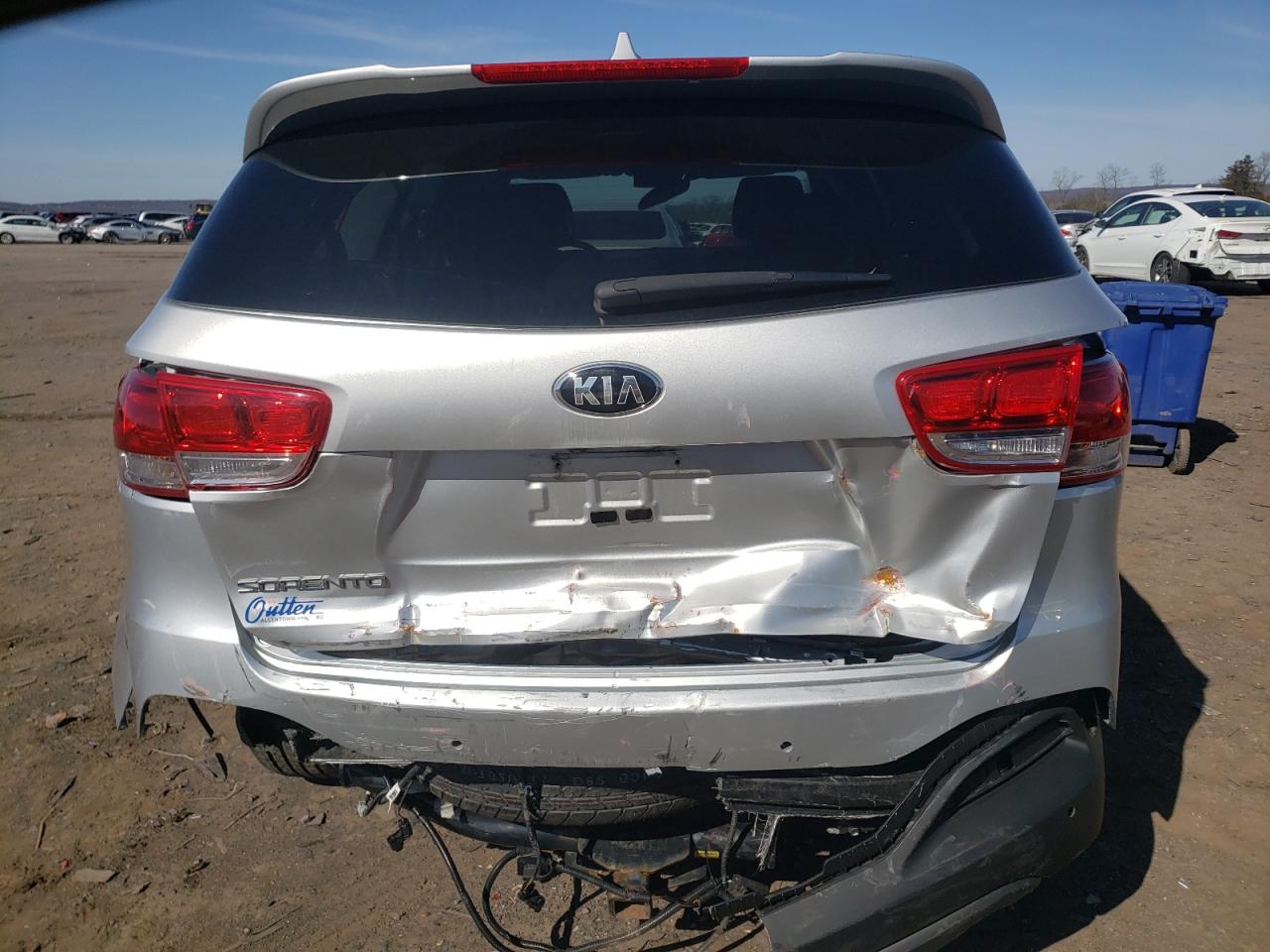 Photo 9 from auction – 2016 KIA SORENTO LX with VIN 5XYPGDA34GG102111