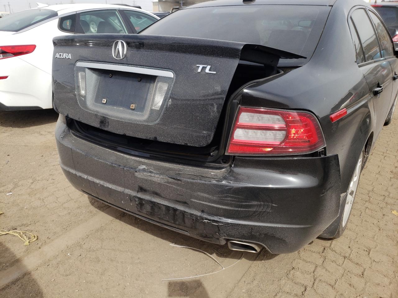 Photo 9 from auction – 2007 ACURA TL with VIN 19UUA66227A044078