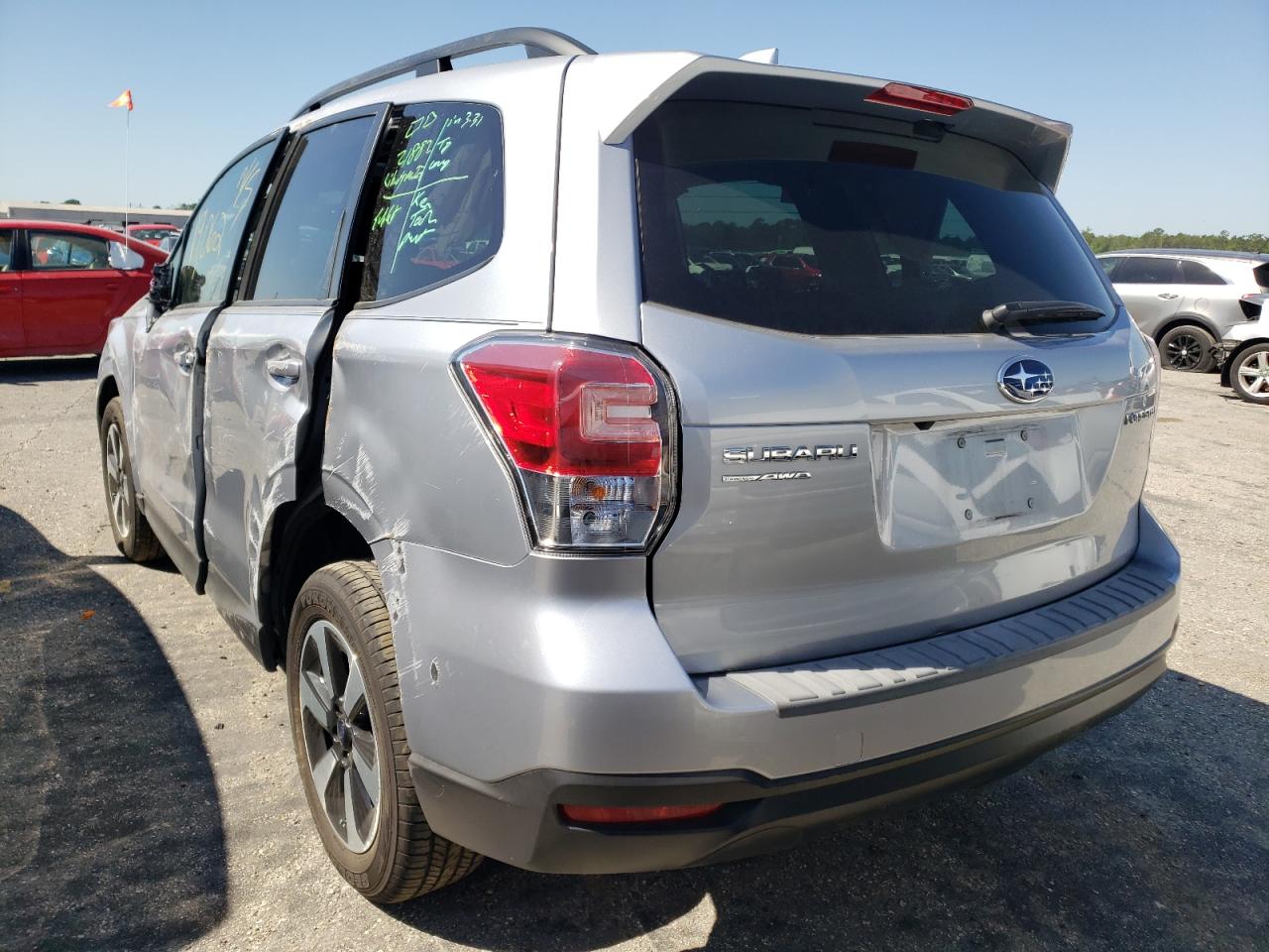 Photo 3 from auction – 2018 SUBARU FORESTER 2 with VIN JF2SJAGC7JH576183