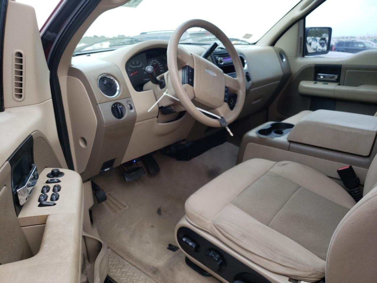 Photo 9 from auction – 2005 FORD F150 with VIN 1FTRX12W35NA58348