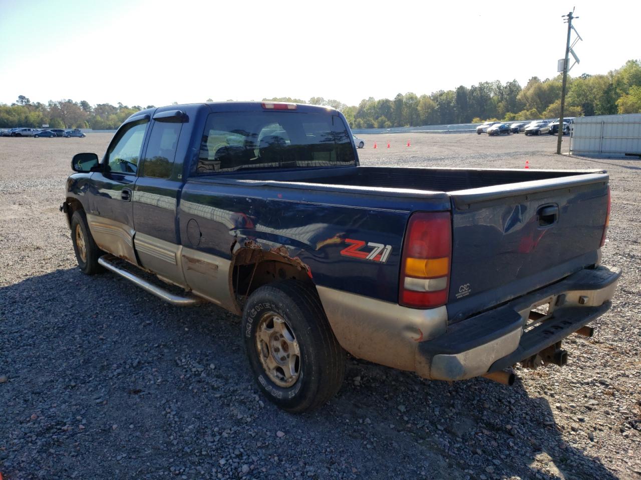 Photo 3 from auction – 2000 CHEVROLET silverado with VIN 2GCEK19T0Y1254360