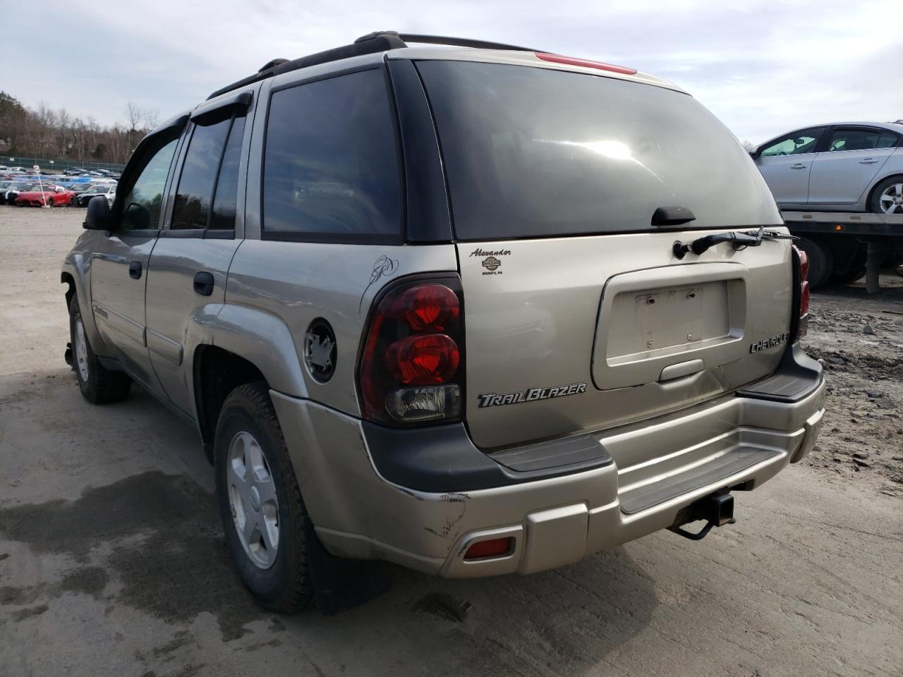 Photo 3 from auction – 2002 CHEVROLET TRAILBLAZE with VIN 1GNDT13S422491697