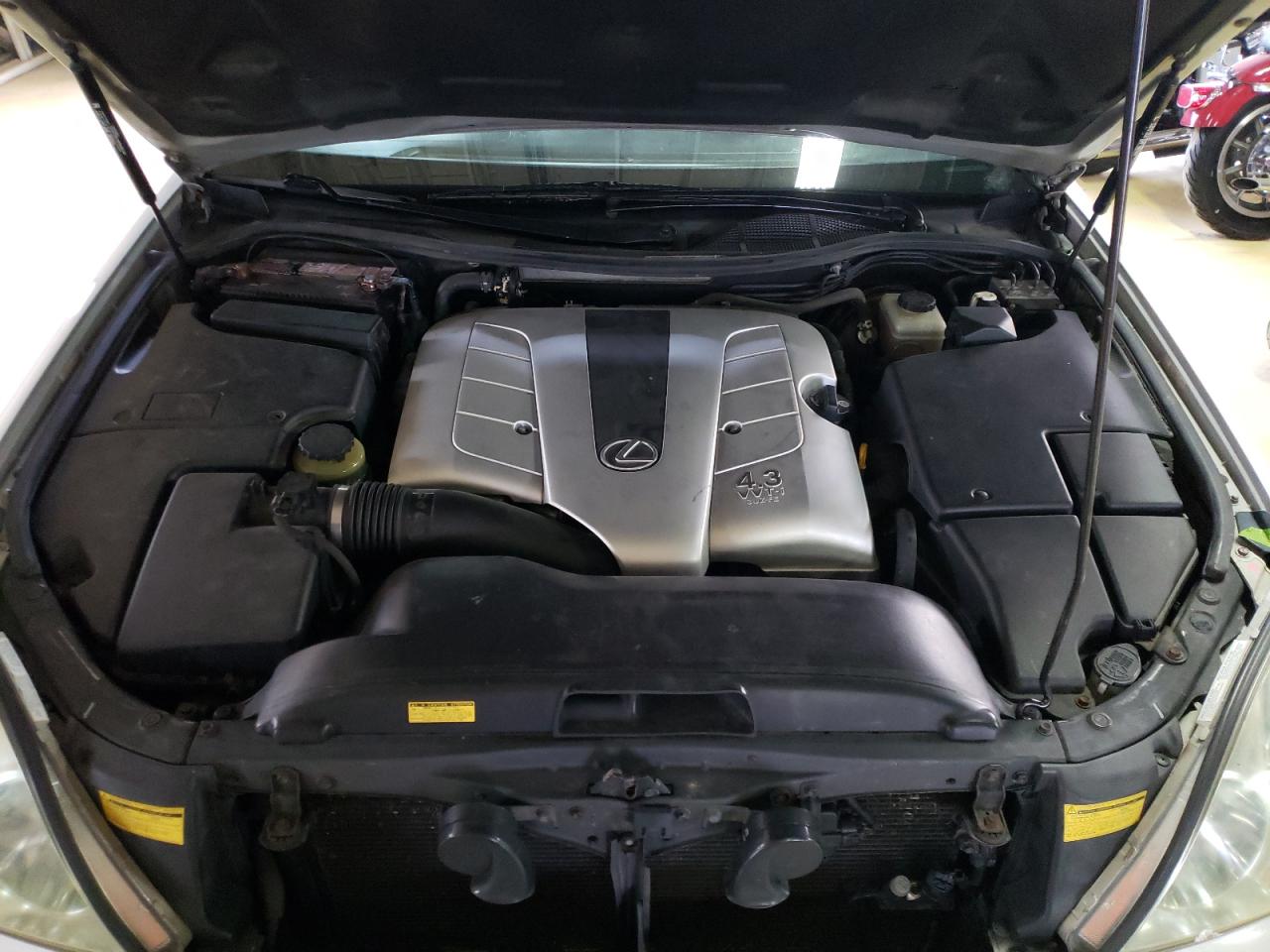 Photo 7 from auction – 2002 LEXUS LS 430 with VIN JTHBN30F220060248