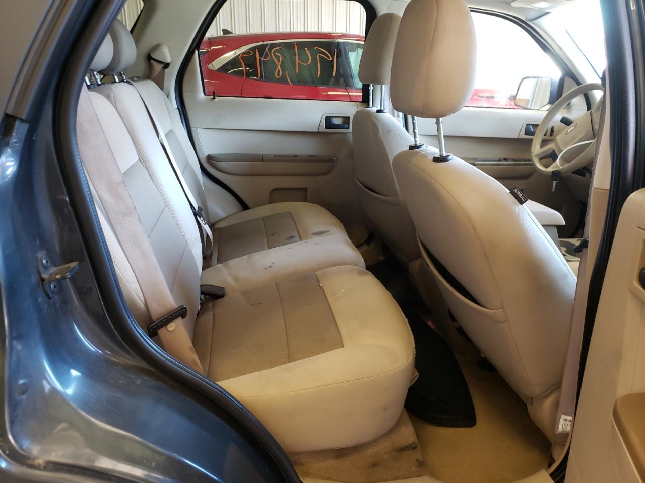 Photo 6 from auction – 2008 FORD ESCAPE XLT with VIN 1FMCU931X8KC25533