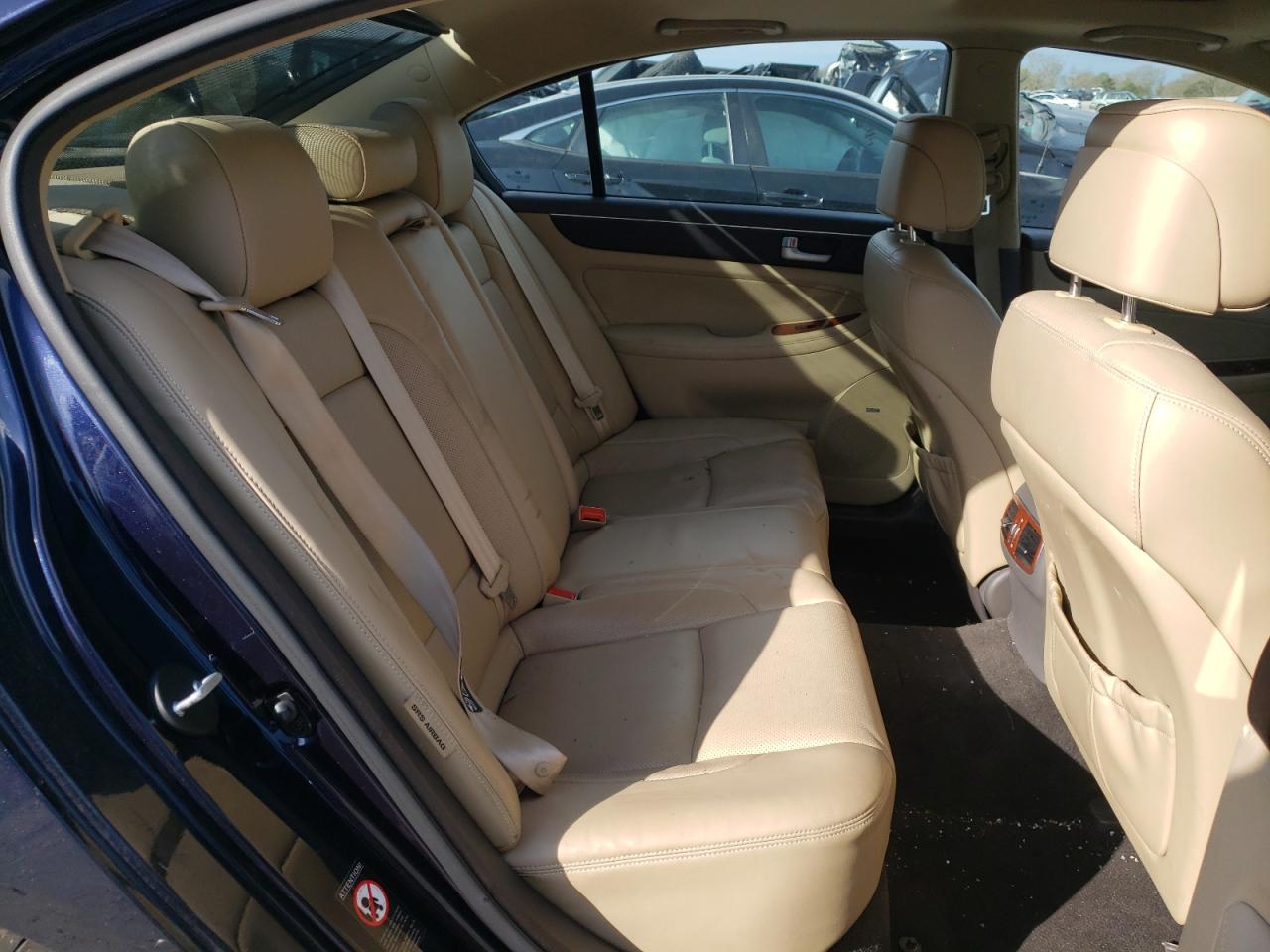 Photo 6 from auction – 2012 HYUNDAI GENESIS 3. with VIN KMHGC4DD7CU159343