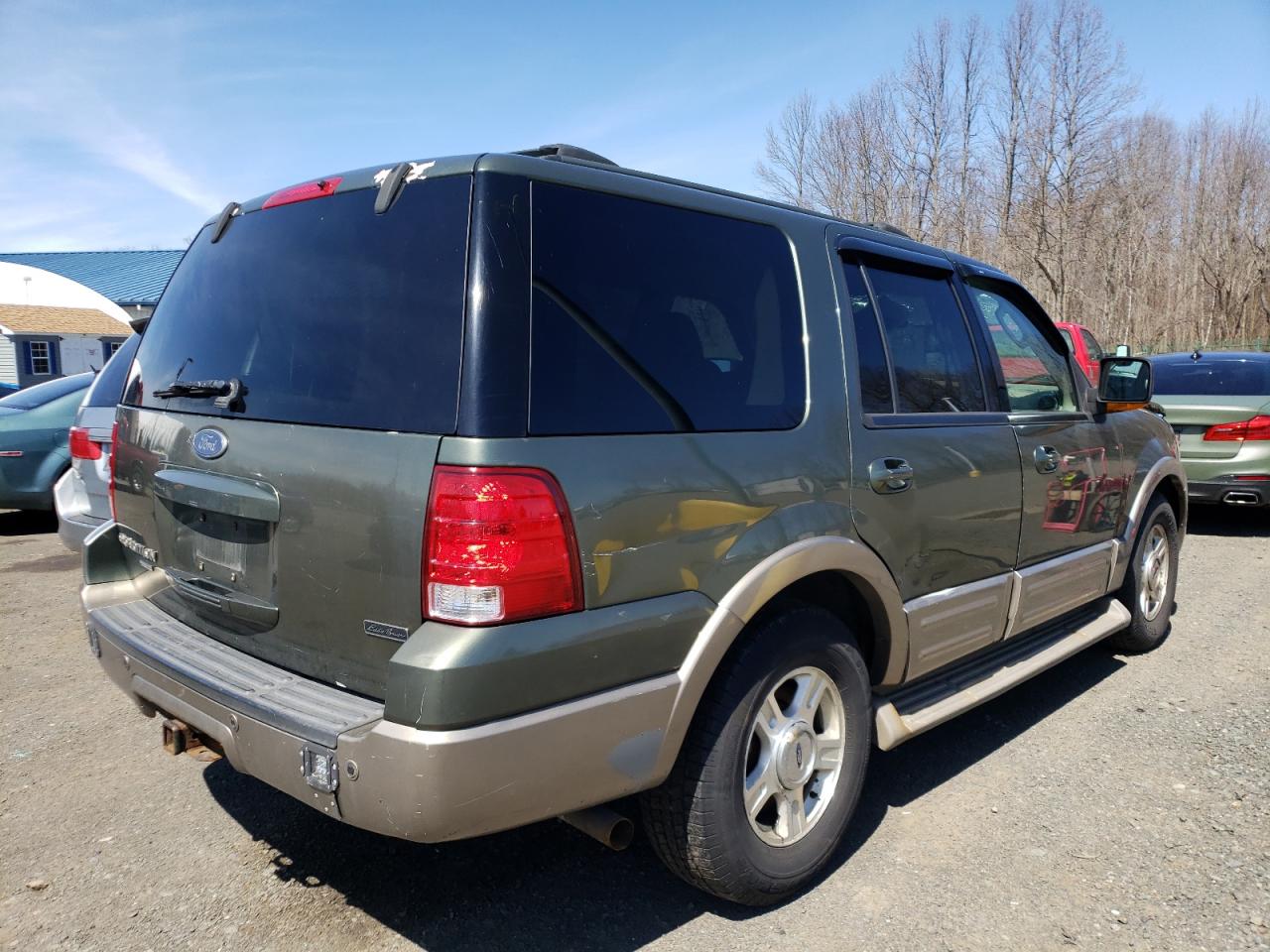 Photo 4 from auction – 2004 FORD EXPEDITION with VIN 1FMFU18L24LA51647
