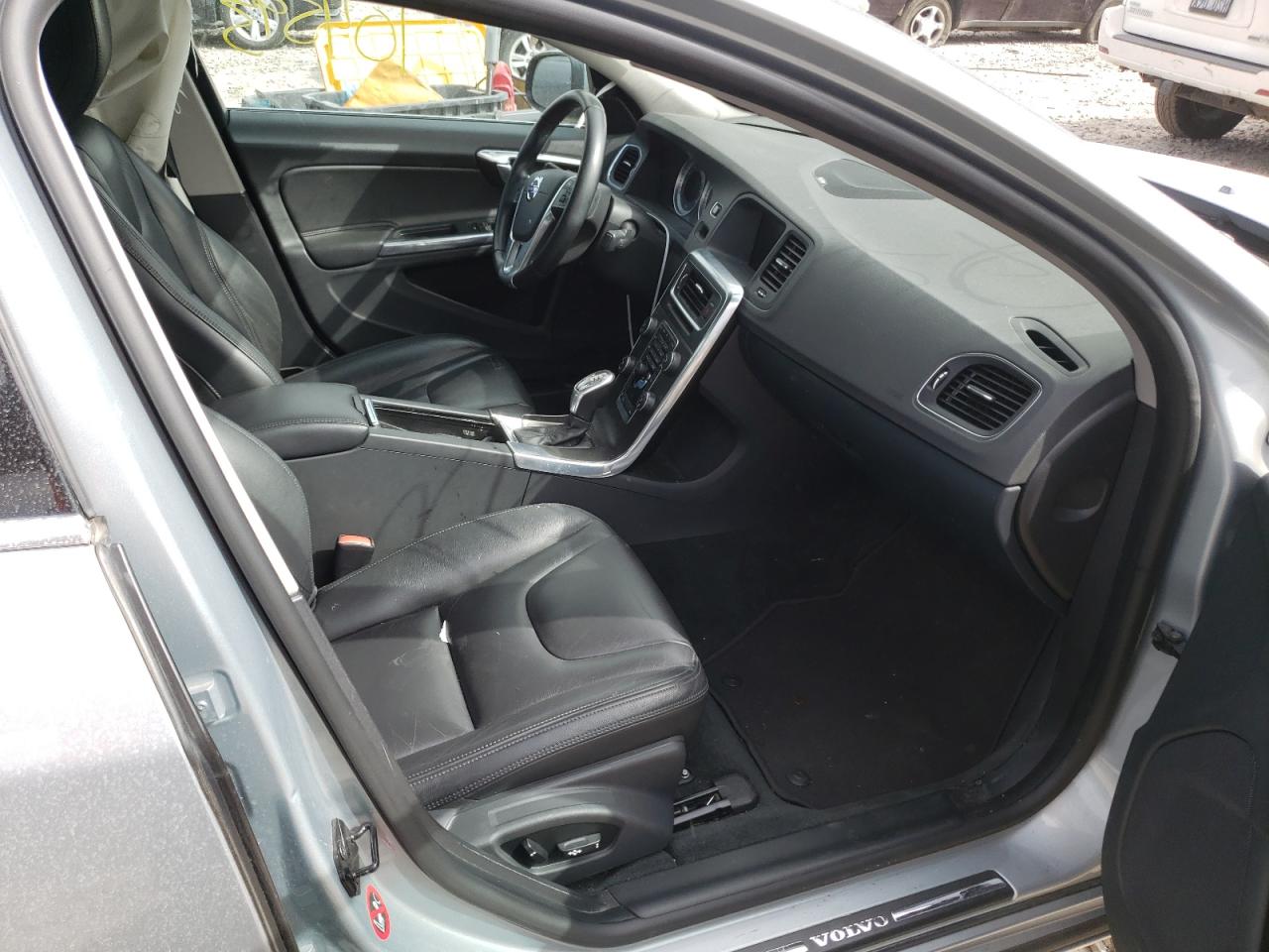 Photo 5 from auction – 2013 VOLVO S60 T5 with VIN YV1612FS8D2205629