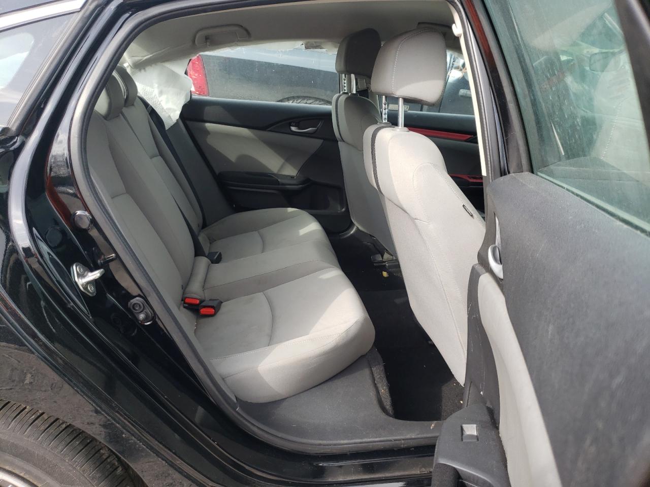 Photo 6 from auction – 2019 HONDA CIVIC LX with VIN 19XFC2F69KE012120