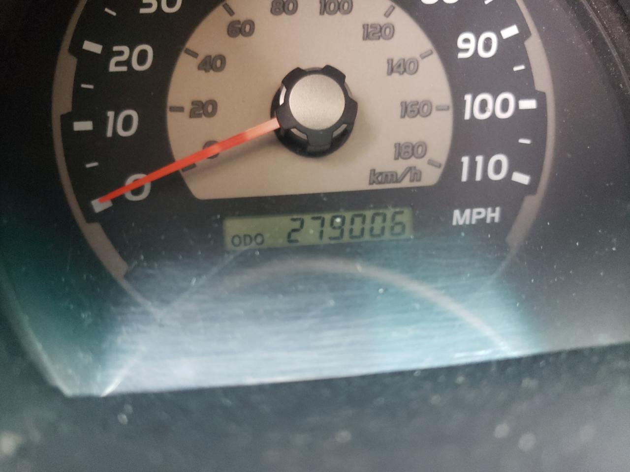 Zdjęcie 8 z aukcji – 2004 TOYOTA 4RUNNER SR z VIN JTEZU14R148015894