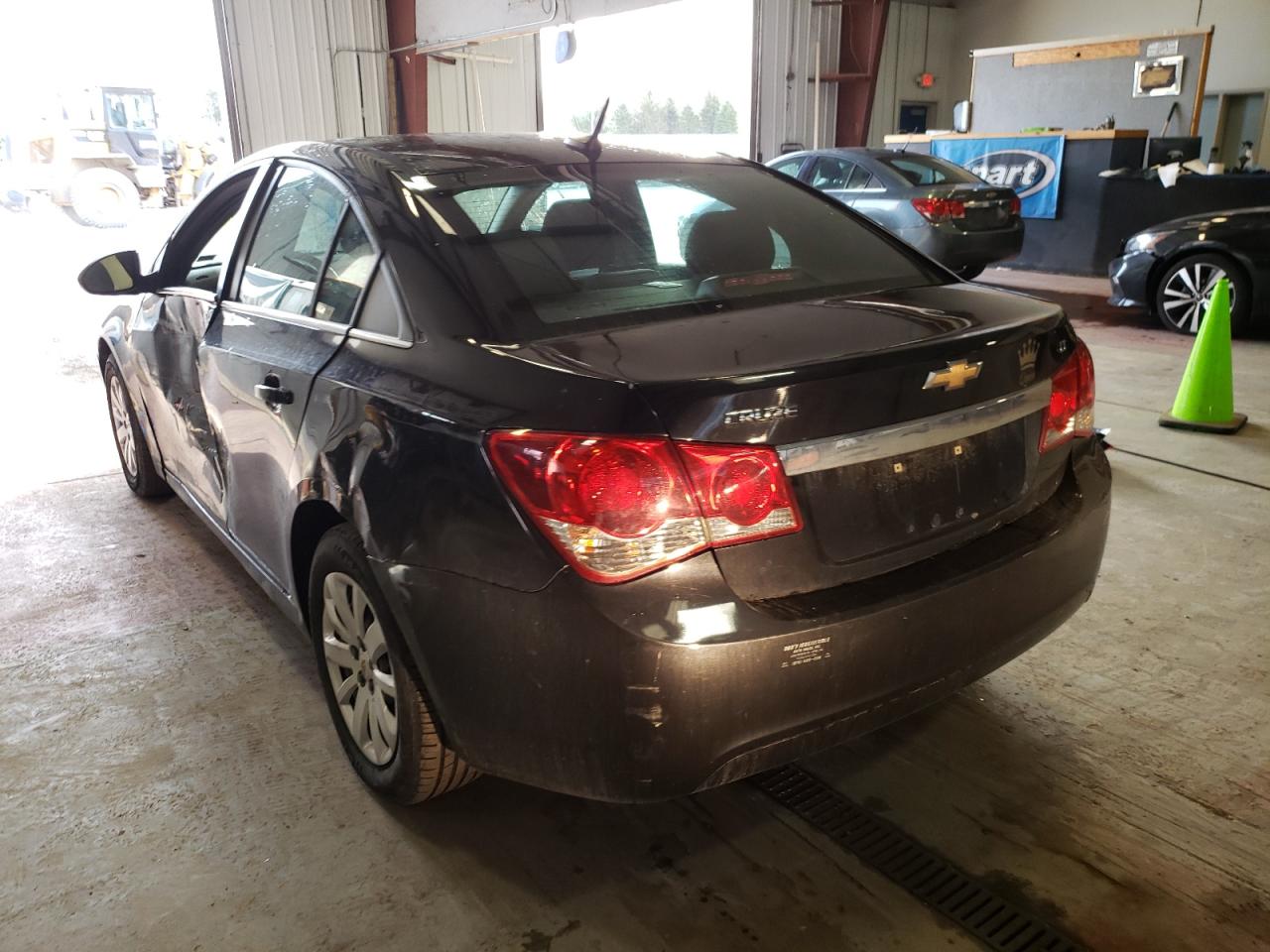 Photo 3 from auction – 2011 CHEVROLET CRUZE LT with VIN 1G1PF5S91B7108104