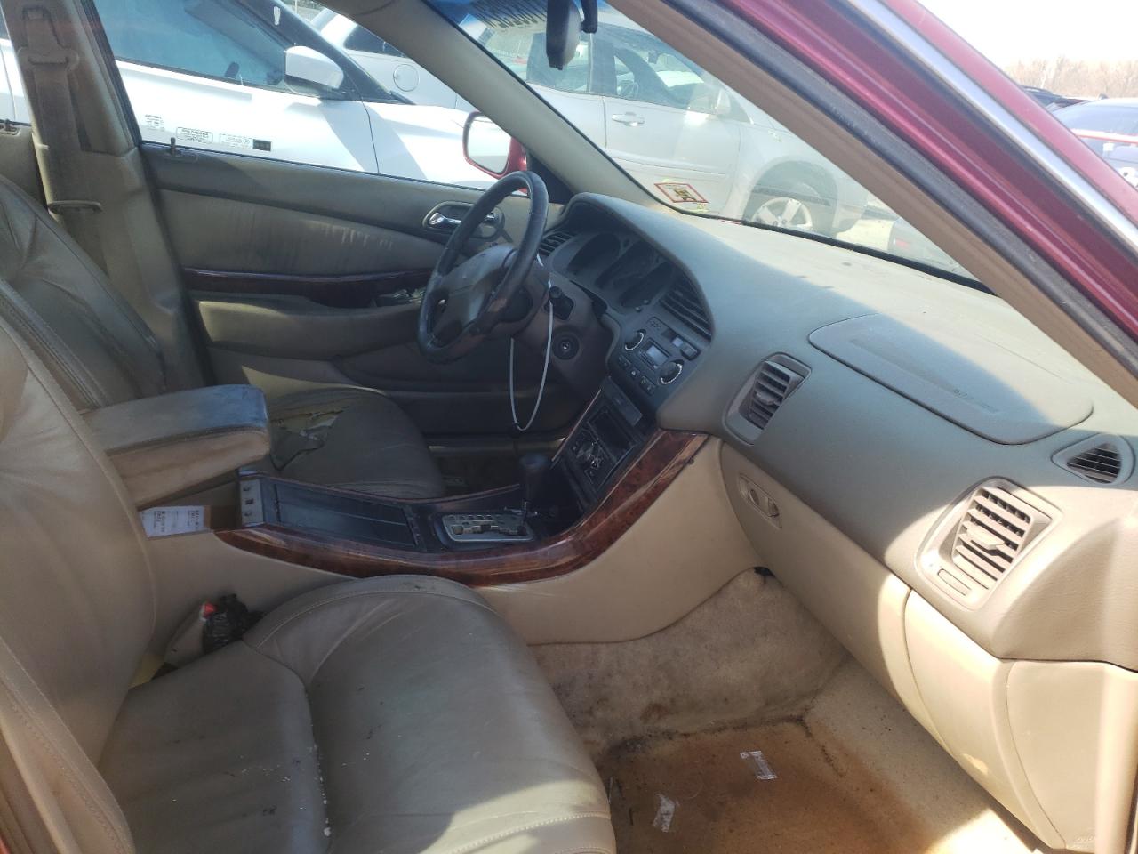 Photo 5 from auction – 2000 ACURA 3.2TL with VIN 19UUA5669YA036185