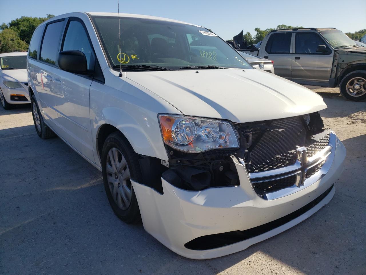 DODGE GRAND CARA 2016 с VIN 2C4RDGBG7GR122871 - Фото с аукциона