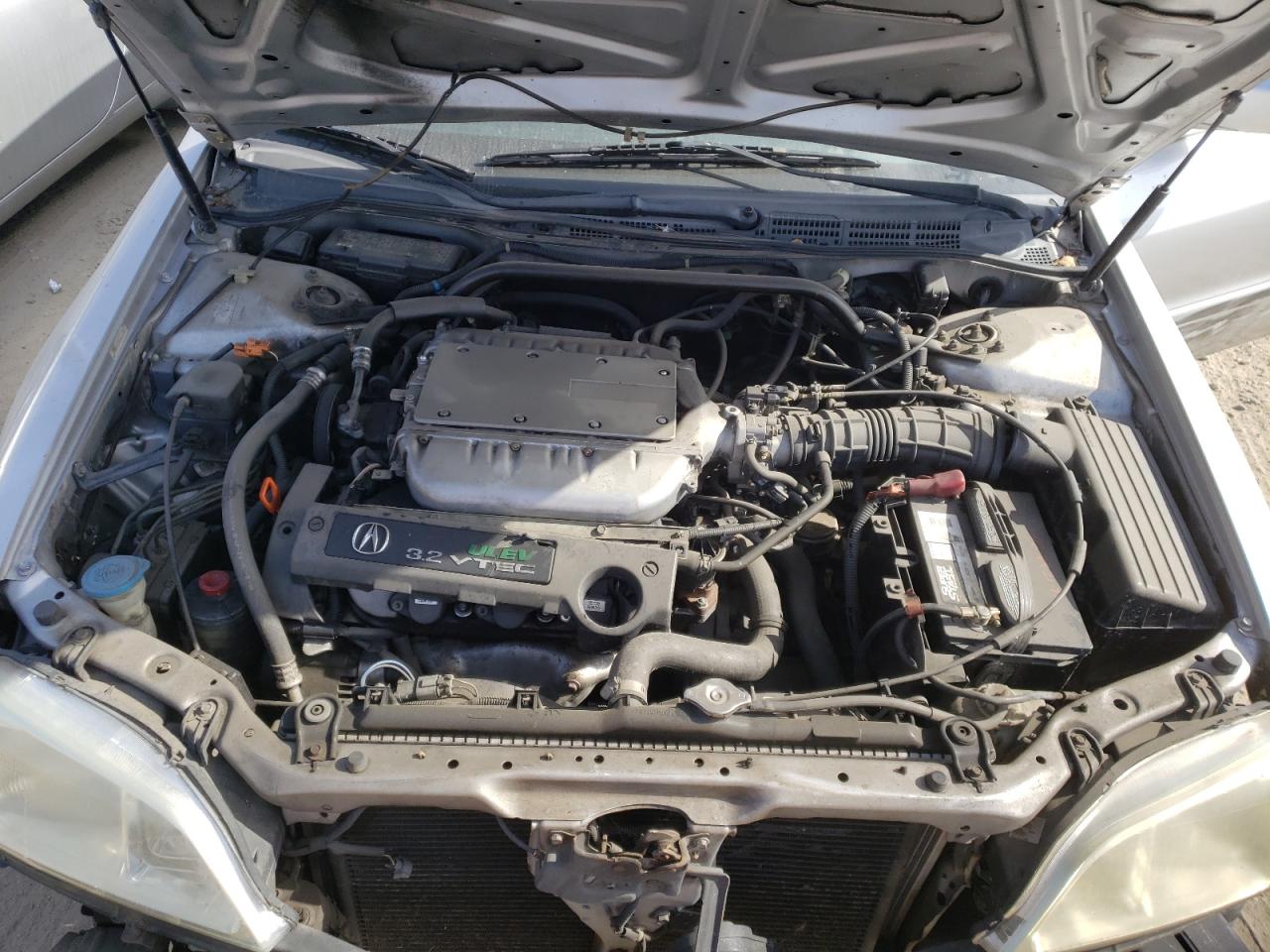 Photo 7 from auction – 2001 ACURA 3.2TL with VIN 19UUA566X1A025721