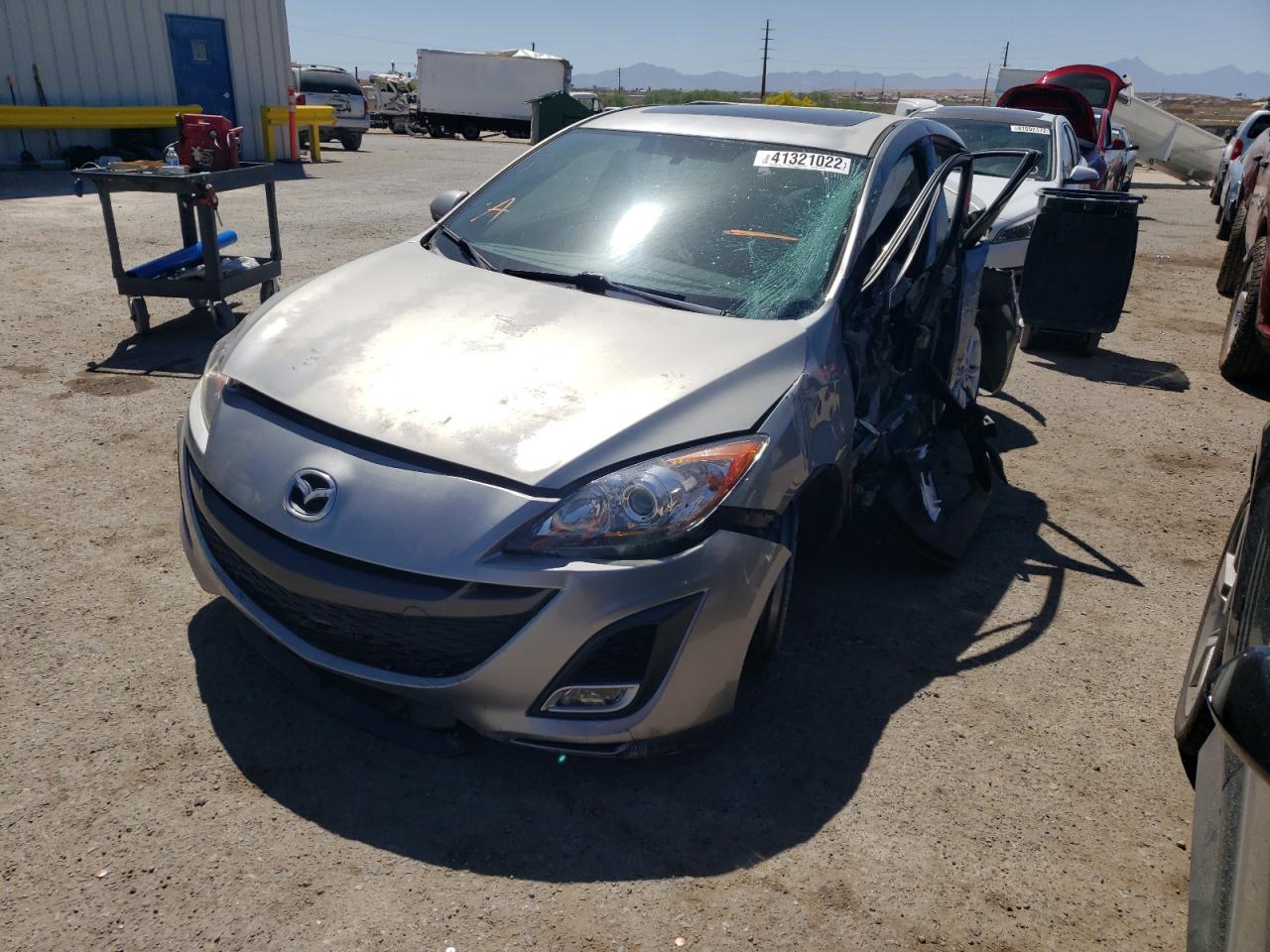 Photo 2 from auction – 2010 MAZDA 3 S with VIN JM1BL1S51A1124594