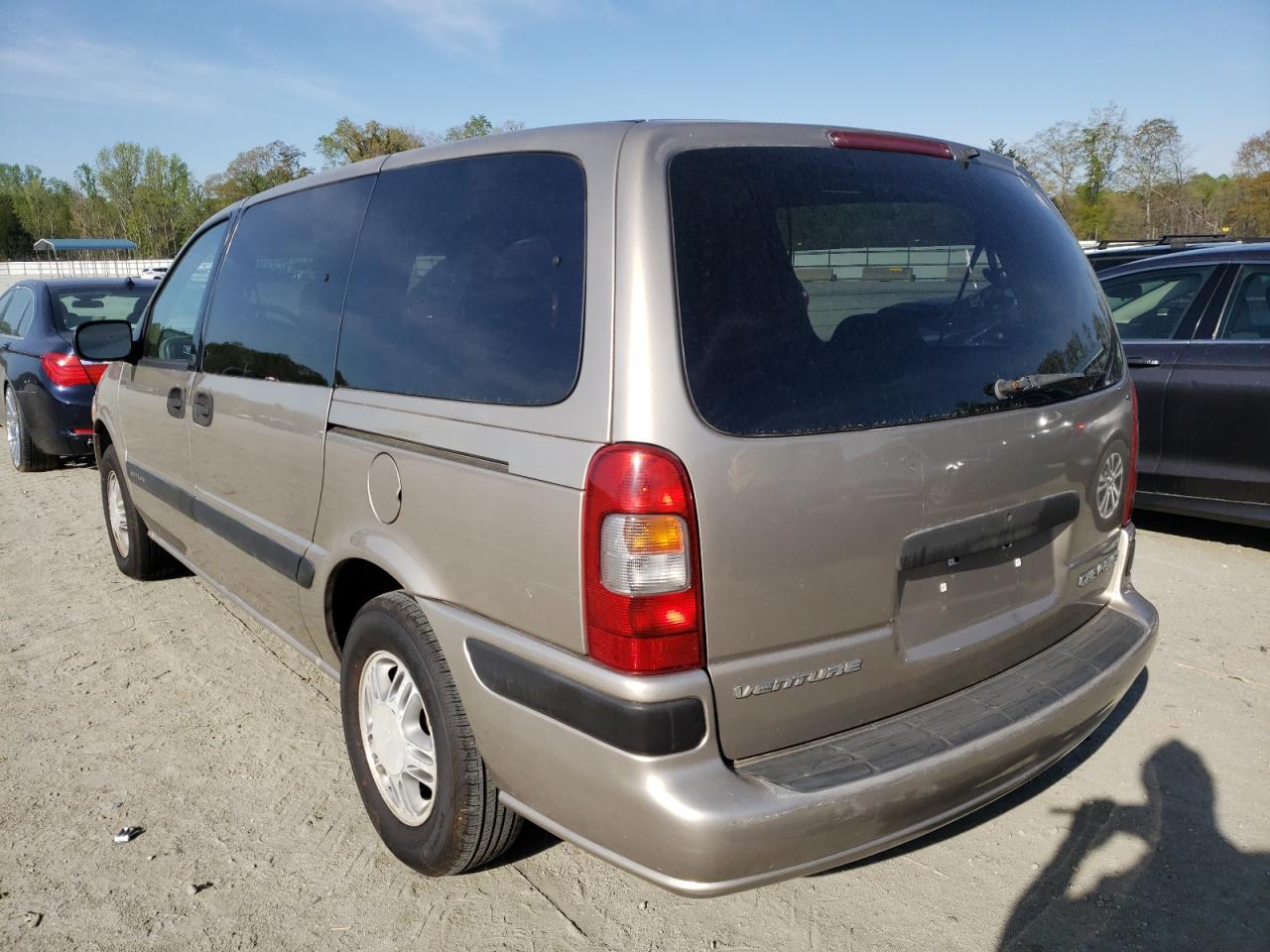 Photo 3 from auction – 1998 CHEVROLET VENTURE with VIN 1GNDX03E2WD117611
