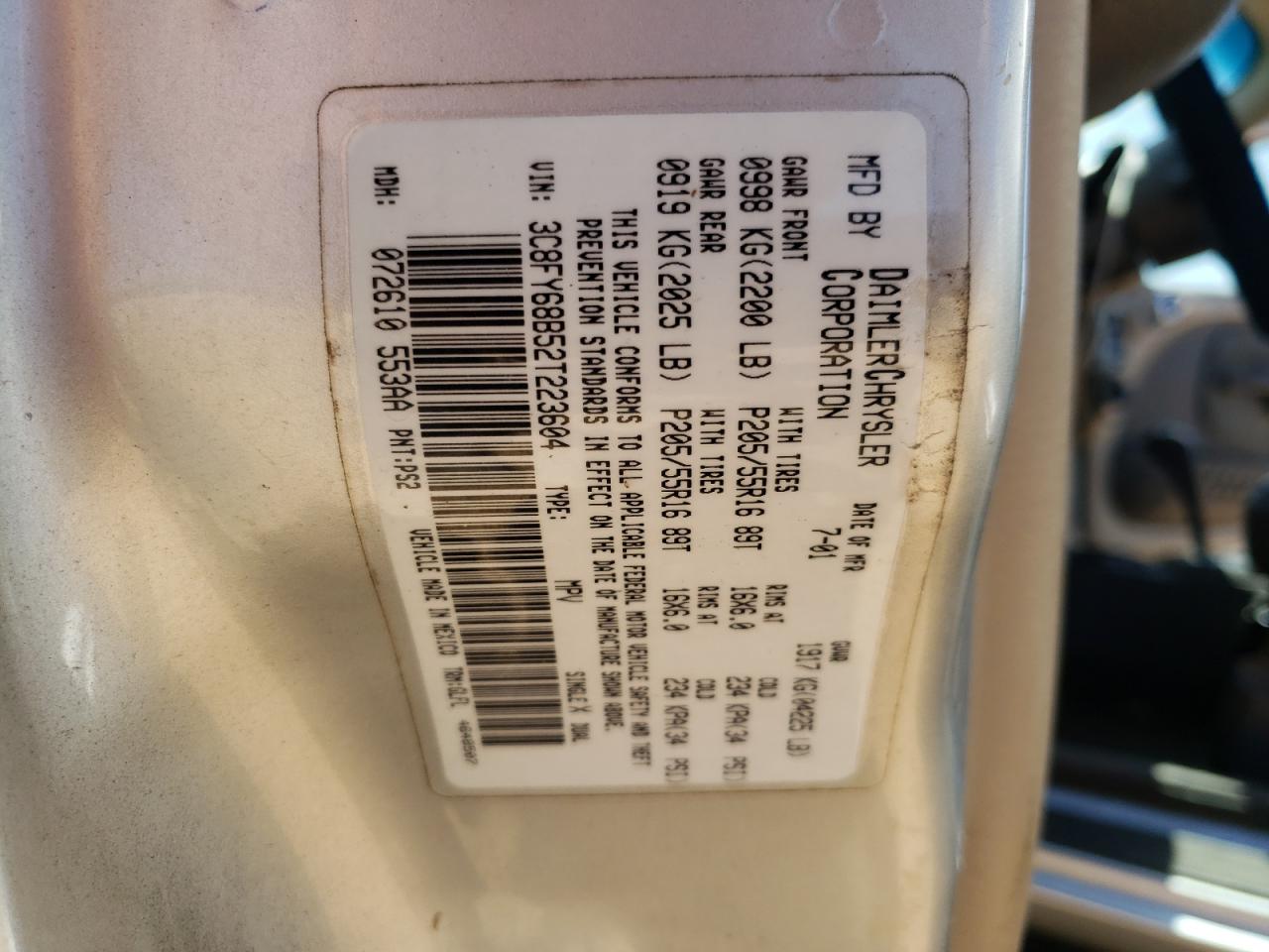 Photo 10 from auction – 2002 CHRYSLER PT CRUISER with VIN 3C8FY68B52T223604