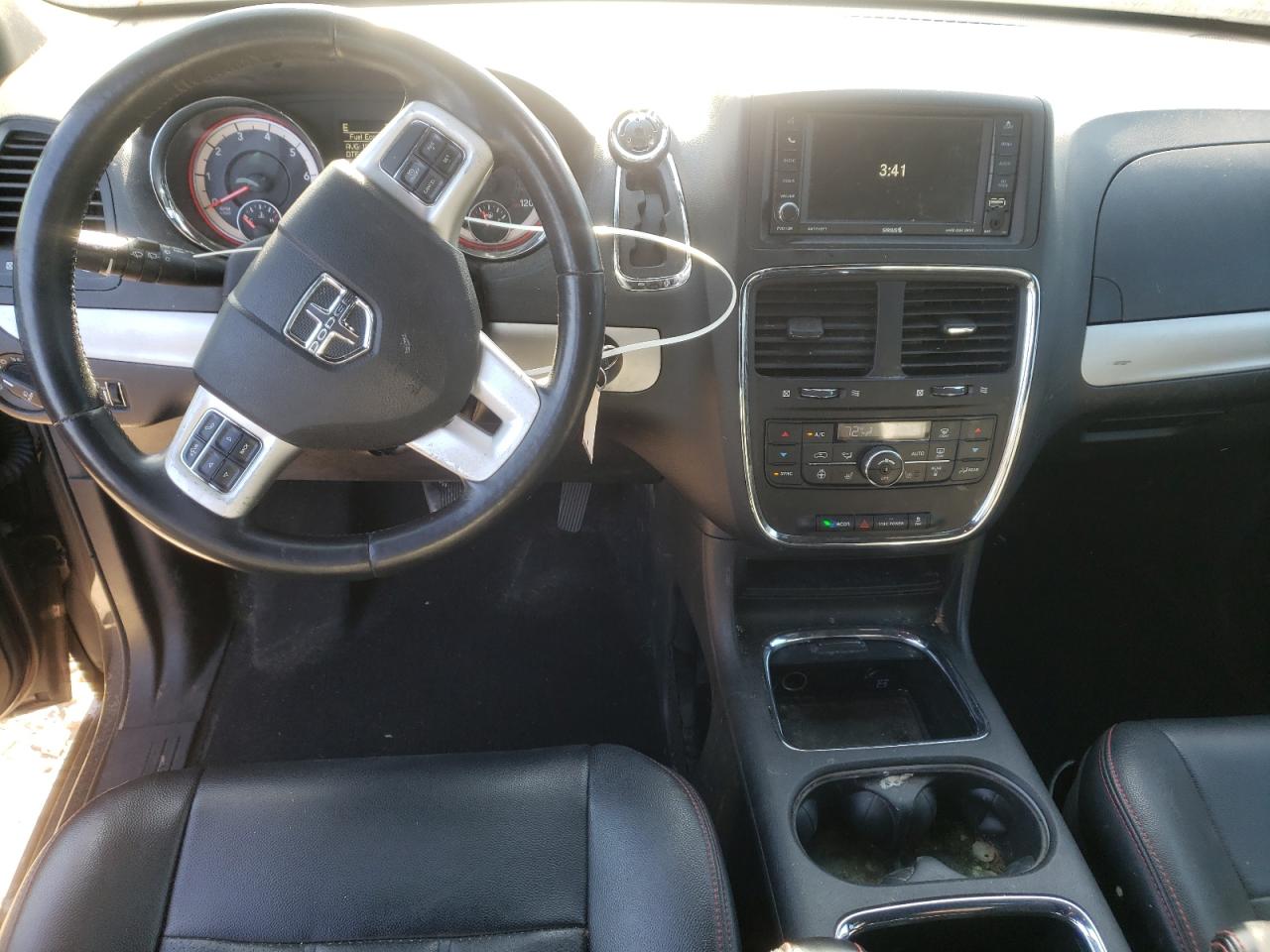 Photo 9 from auction – 2017 DODGE GRAND CARA with VIN 2C4RDGEG6HR673810