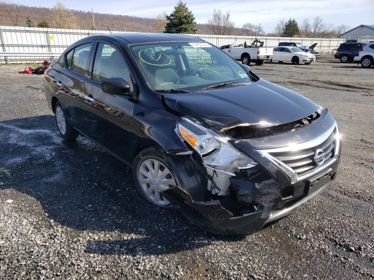 Photo 1 from auction – 2019 NISSAN VERSA S with VIN 3N1CN7AP7KL802833