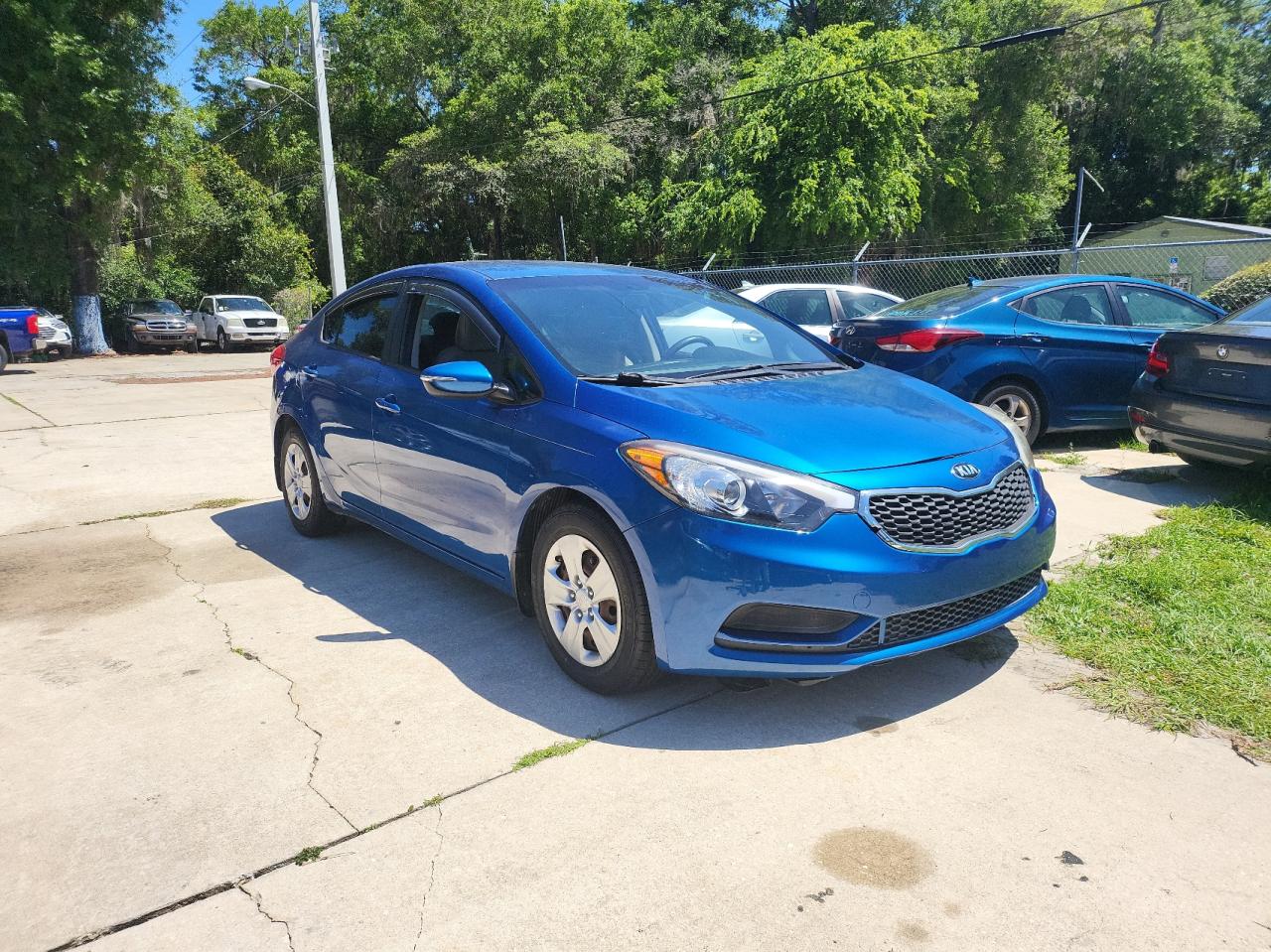 KIA FORTE LX 2015 with VIN KNAFX4A6XF5311489 - Photo from auction