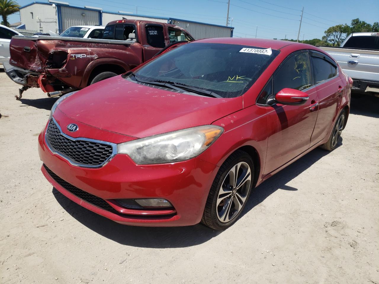 Zdjęcie 2 z aukcji – 2014 KIA FORTE EX z VIN KNAFX4A85E5235924