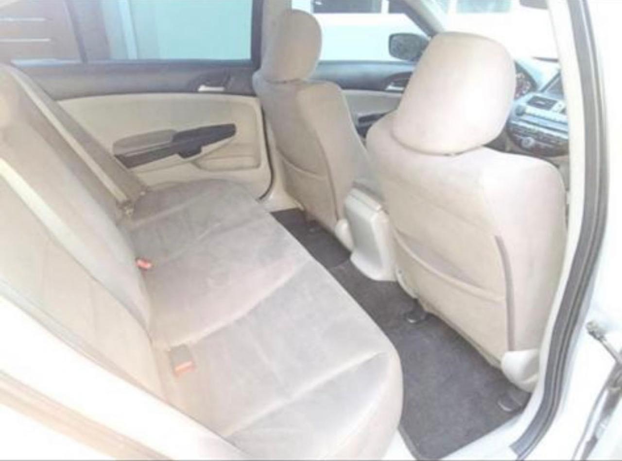 Photo 6 from auction – 2011 HONDA ACCORD LX with VIN 1HGCP2F35BA145930