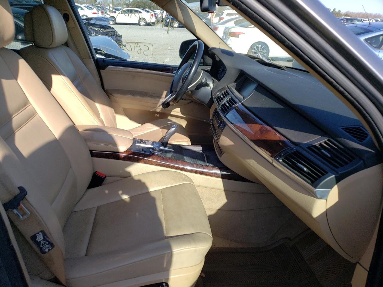 Photo 5 from auction – 2008 BMW X5 3.0I with VIN 5UXFE43598L023084