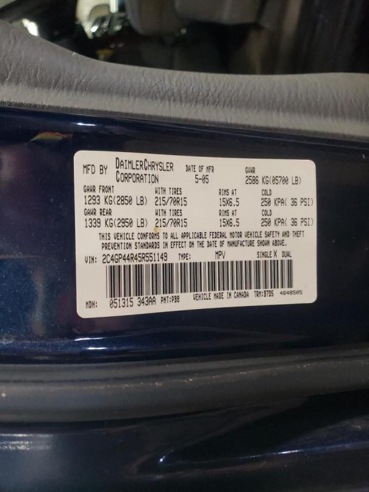 Photo 10 from auction – 2005 CHRYSLER TOWN & COU with VIN 2C4GP44R45R551149