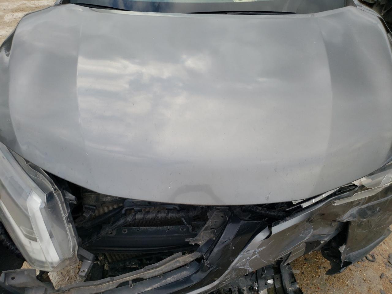 Photo 7 from auction – 2017 NISSAN ROGUE S with VIN JN8AT2MT8HW385204