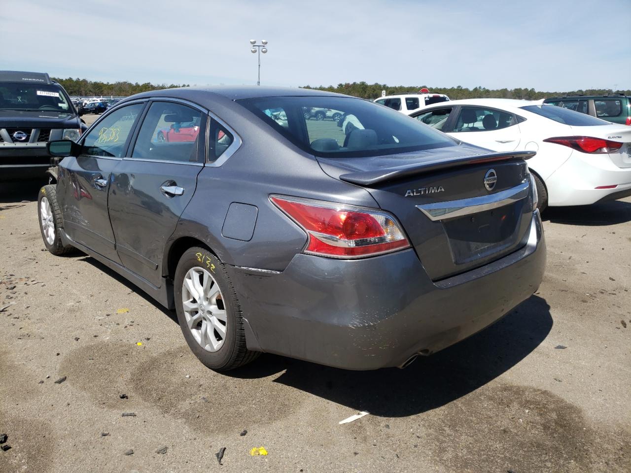 Photo 3 from auction – 2015 NISSAN ALTIMA 2.5 with VIN 1N4AL3AP5FC102013