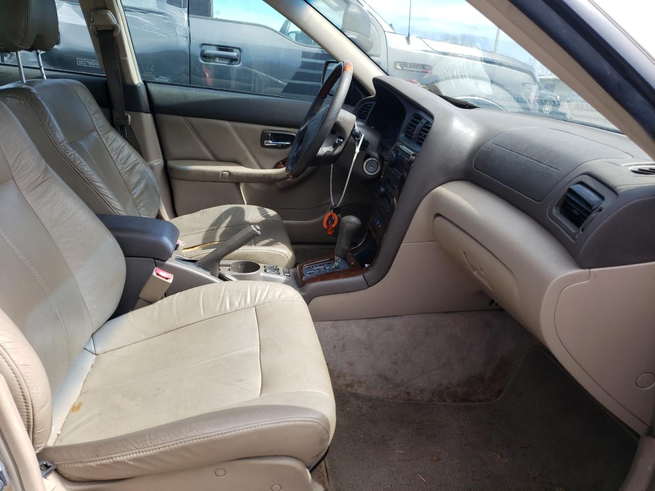 Photo 5 from auction – 2004 SUBARU OUTBACK with VIN 4S3BE896X47207802