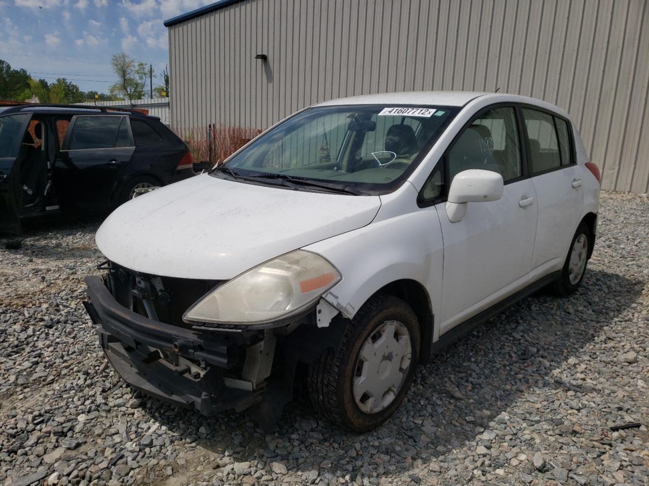 Photo 2 from auction – 2007 NISSAN VERSA S with VIN 3N1BC13E27L455008
