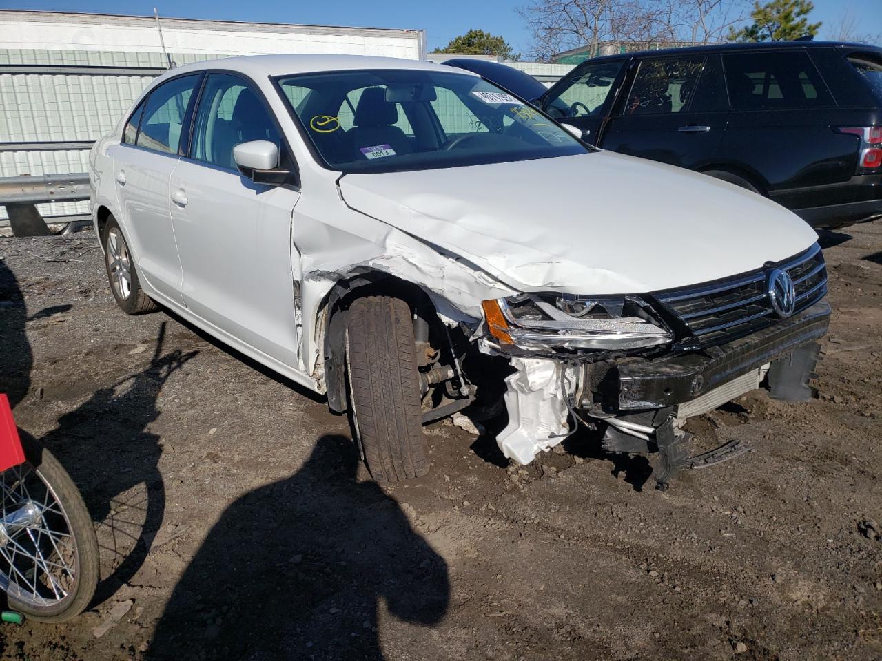 Photo 1 from auction – 2017 VOLKSWAGEN JETTA S with VIN 3VW2B7AJXHM258244