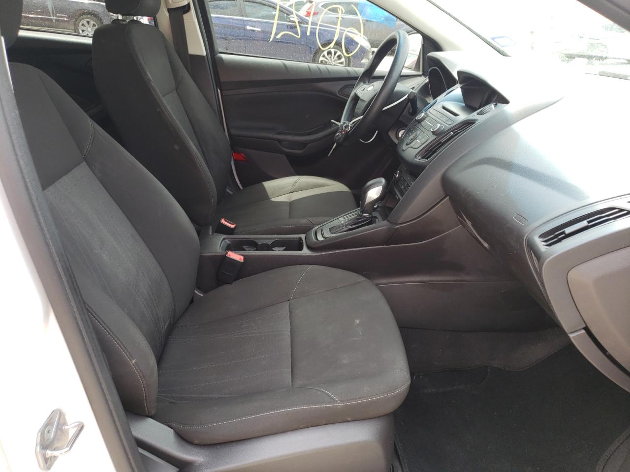Photo 5 from auction – 2015 FORD FOCUS S with VIN 1FADP3E29FL219979