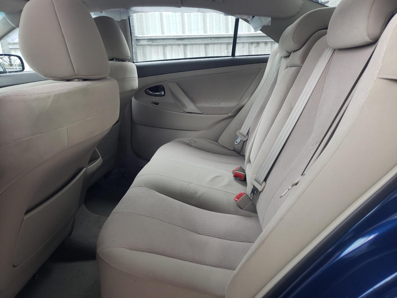 Photo 6 from auction – 2011 TOYOTA CAMRY BASE with VIN 4T1BF3EK9BU654764