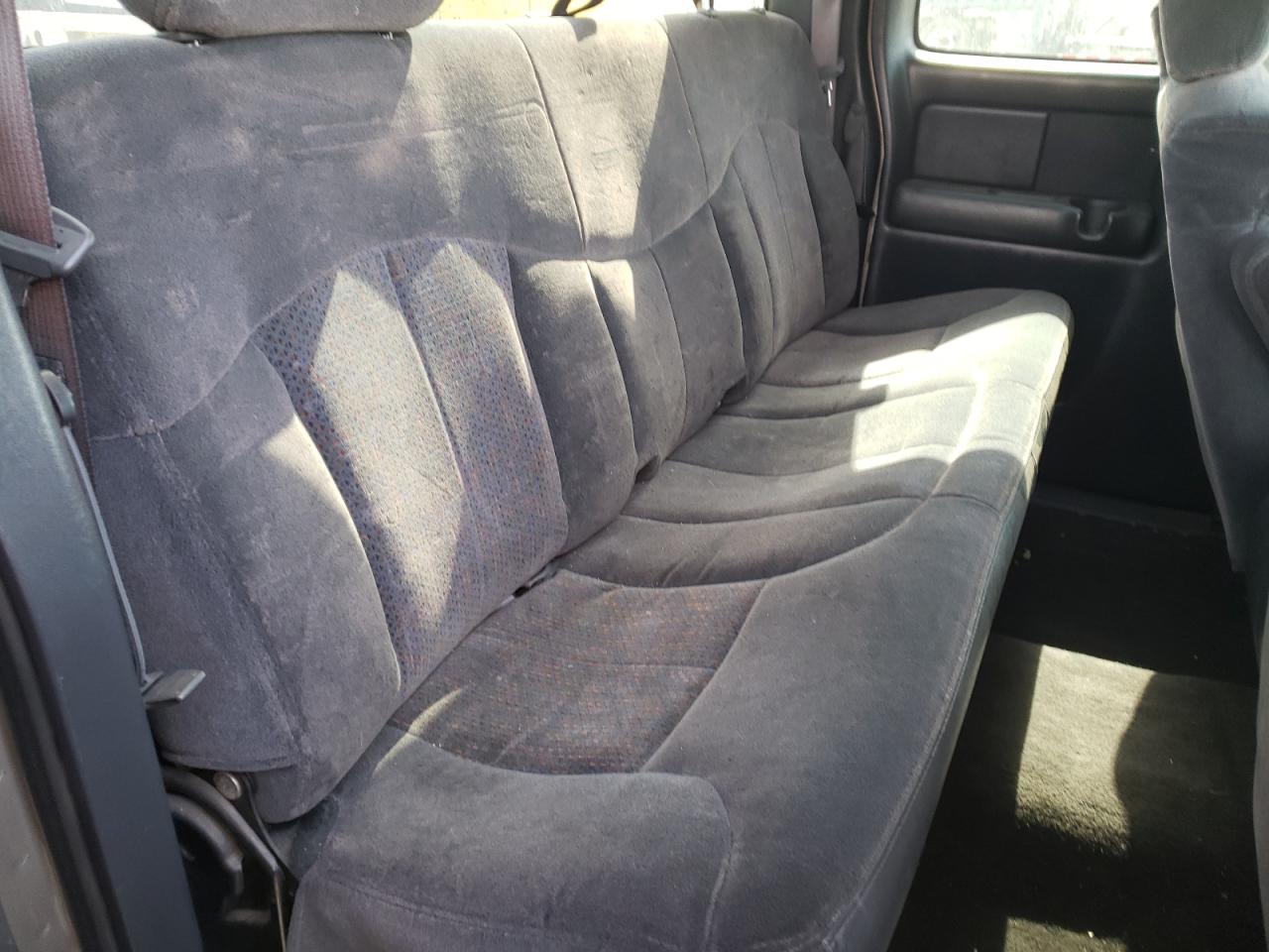Photo 6 from auction – 2001 CHEVROLET SILVERADO with VIN 1GCEK19T91E248609