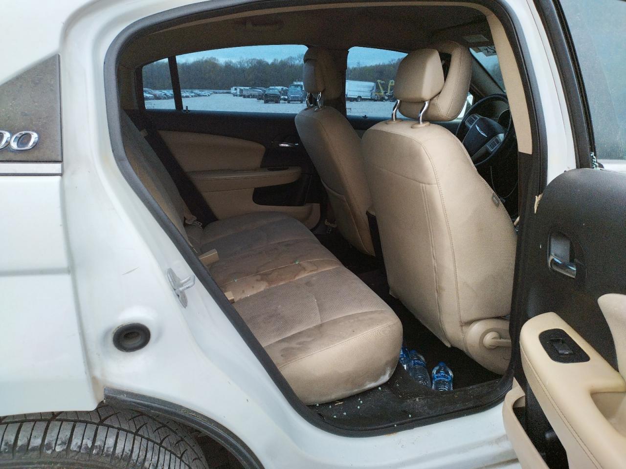 Photo 6 from auction – 2012 CHRYSLER 200 TOURIN with VIN 1C3CCBBB6CN330848